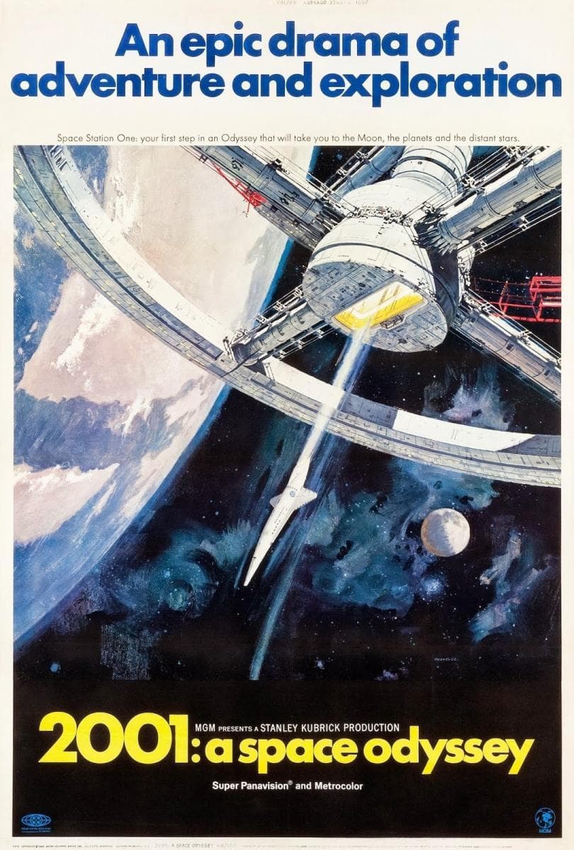 2001: A Space Odyssey (1968) - La película de ciencia-ficción por excelencia de la historia del cine narra los diversos periodos de la historia de la humanidad, no sólo del pasado, sino también del futuro. Hace millones de años, antes de la aparición del "homo sapiens", unos primates descubren un monolito que los conduce a un estadio de inteligencia superior.
<br>