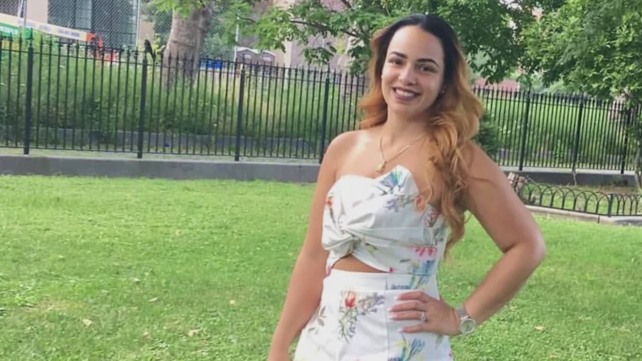 <b>Luz Hernández fue reportada como desaparecida</b> luego de que no llegara a su lugar de trabajo, después, las autoridades 
<a href="https://www.univision.com/local/nueva-york-wxtv/autopsia-luz-hernandez-maestra-foso-nueva-jersey-asesinada" target="_blank">hallaron su cuerpo en "una fosa</a> poco profunda" en Kearny, Nueva Jersey.