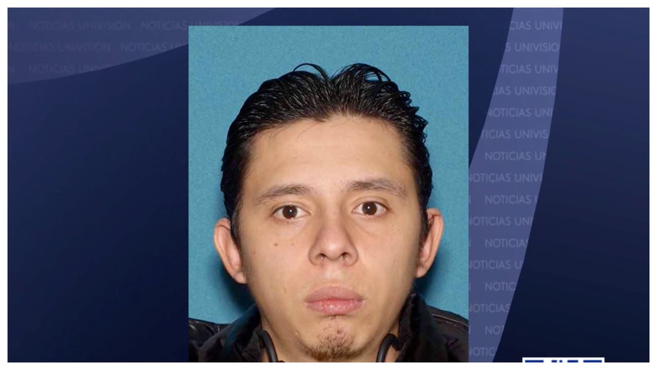 Sin embargo, los fiscales a cargo consideran que 
<b>Santana no actuó solo, y siguen tras la búsqueda de Leiner Miranda López, de 26 años</b> y también residente de Jersey City, a quien acusan de profanar y esconder el cuerpo de Luz Hernández. 
<br>