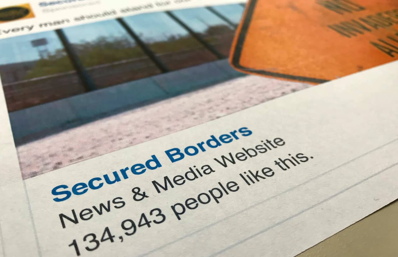 Un post de Facebook pagado por la organización
<i> Security Border</i> (Fronteras Seguras, en español), manejada por la empresa rusa Internet Resarch Agency LLC, una de las acusadas por la oficina del fiscal especial Mueller.