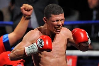 “Rocky” Martínez busca con sus puños en NYC una victoria que alegre a Puerto Rico