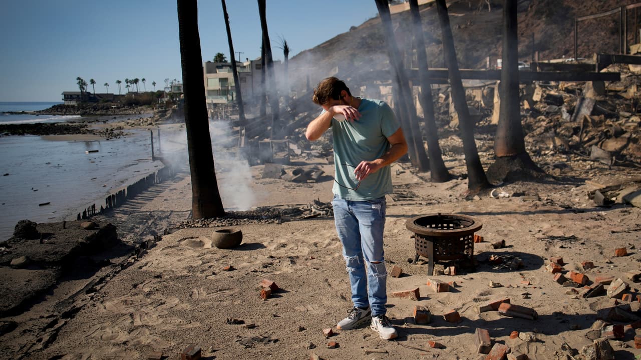 Decenas de desaparecidos por los incendios en Los Ángeles: el otro rostro de la tragedia