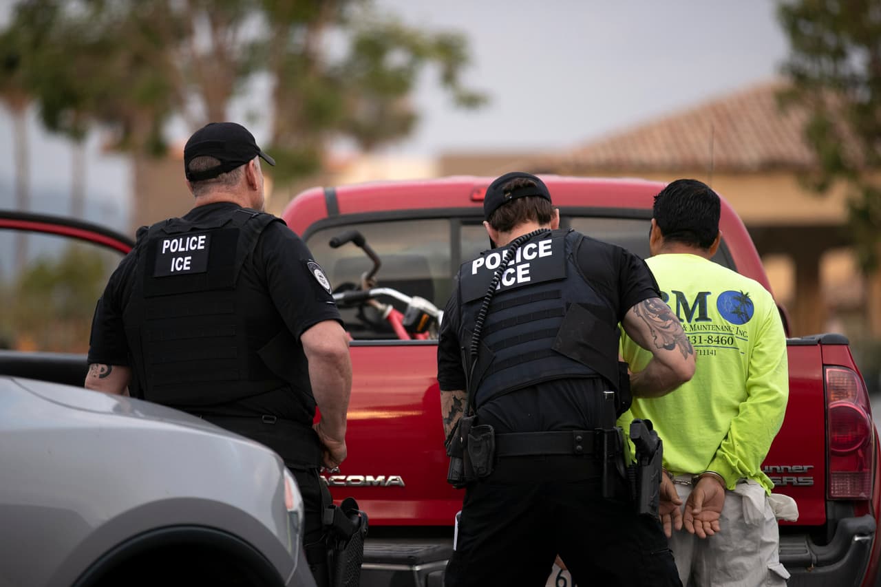 Secretaria de Agricultura dice que beneficiarios del Medicaid pueden suplantar en el campo a trabajadores deportados
