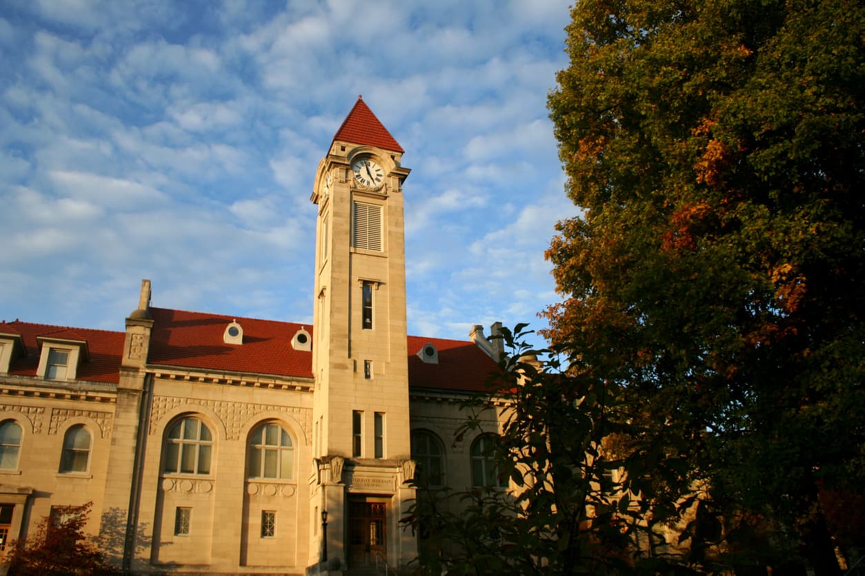 En el séptimo lugar está la ciudad de Bloomington, en Indiana. Aquí la alimentación es muy cara, incluso más que en Anchorage y Honolulu.