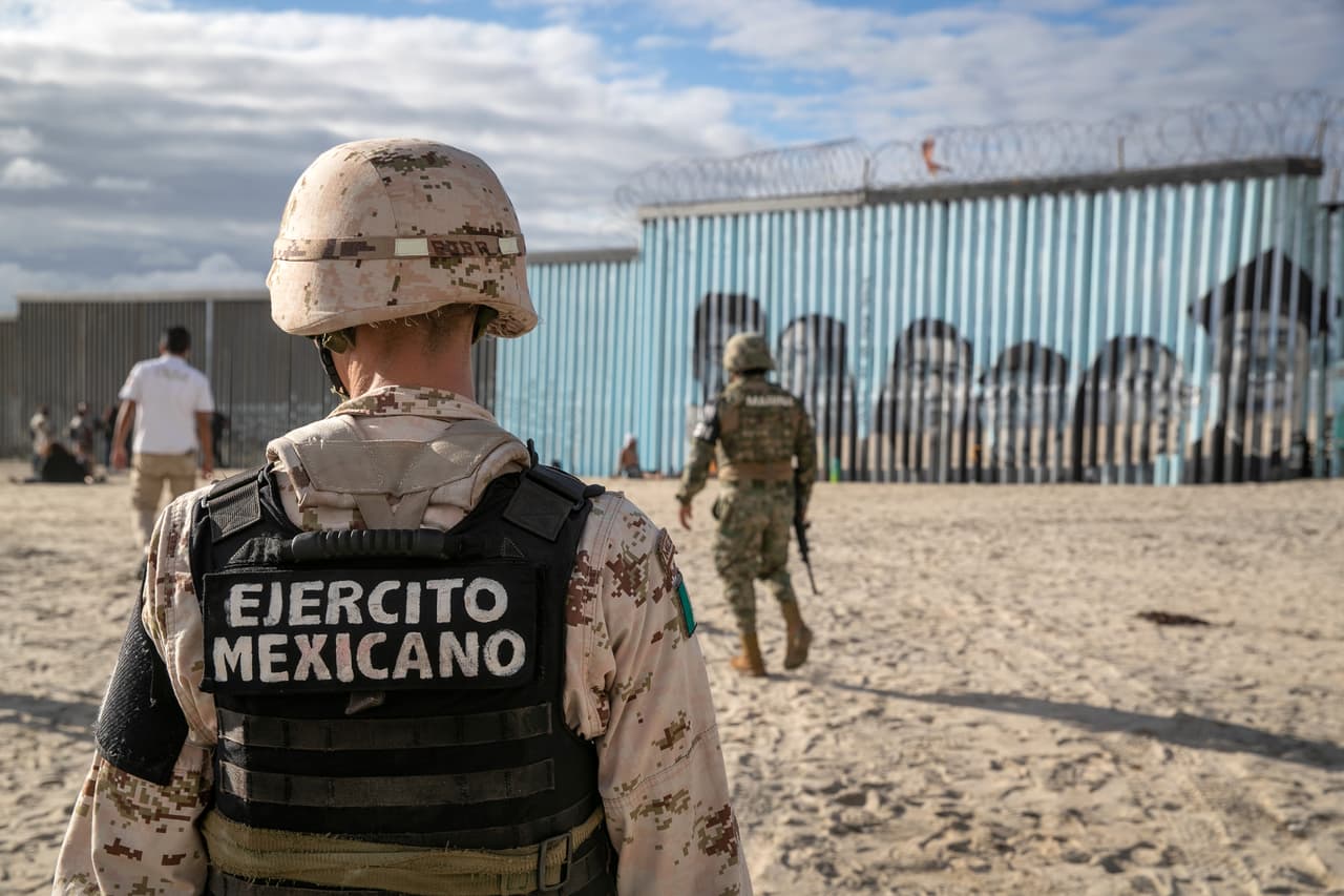 Trump ofrece a AMLO entrar en una imposible “guerra” contra los narcos en México 