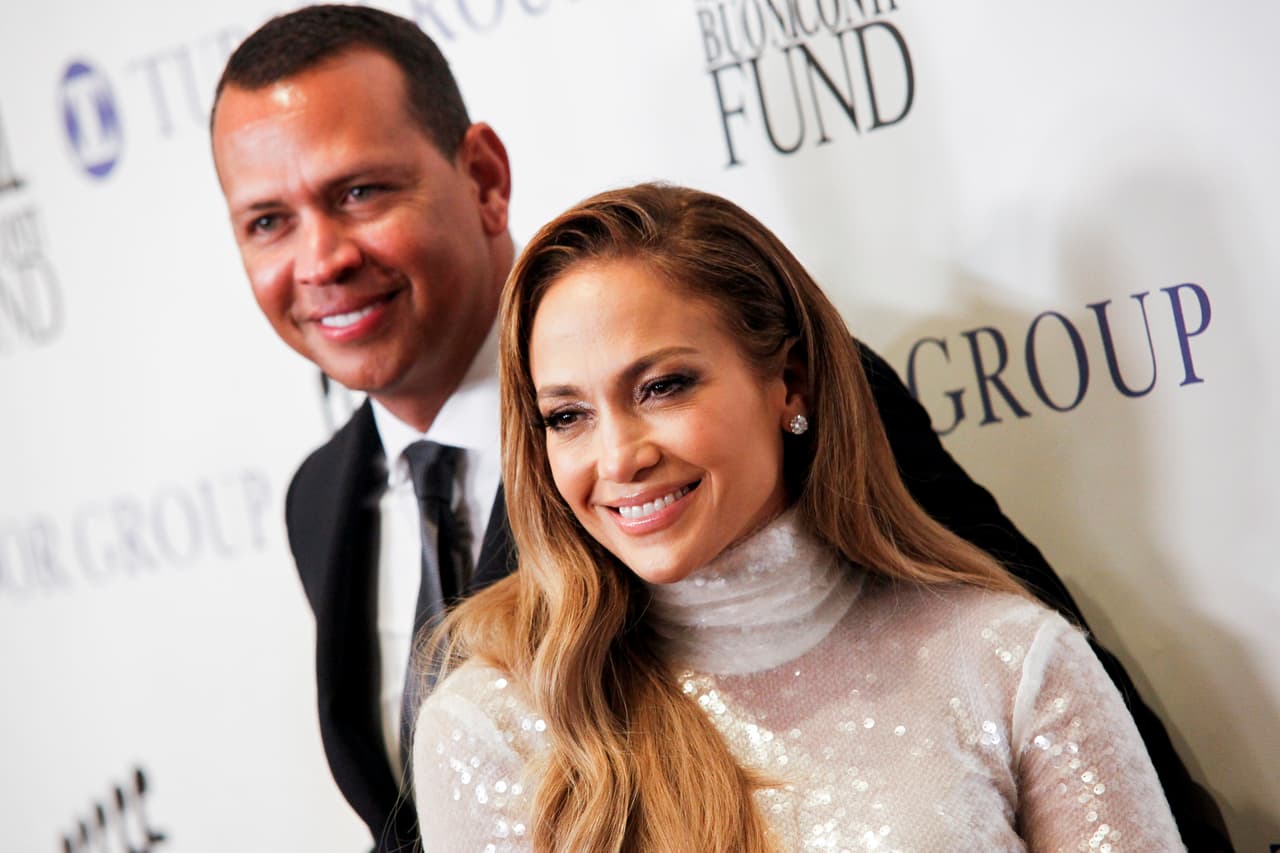 Lo que ocurre en tu cuerpo si sigues el ejemplo de JLo y ARod y dejas el azúcar 