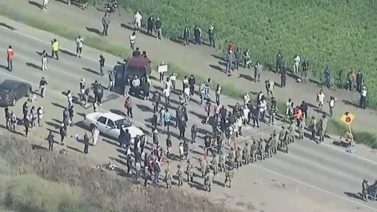 Redada en Camarillo, California, desata pánico y protestas: resumen de las noticias del día