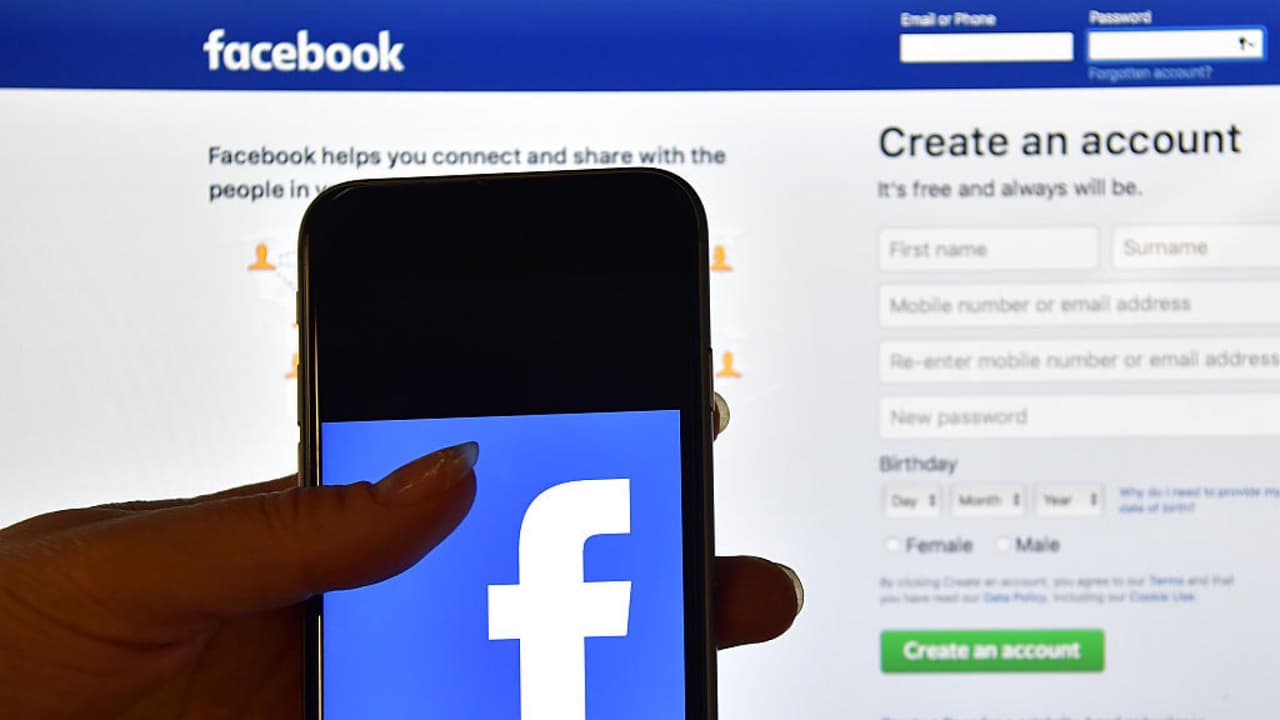 "Entré en pánico y no supe qué hacer": Le hackean el Facebook y le roban datos de sus contactos