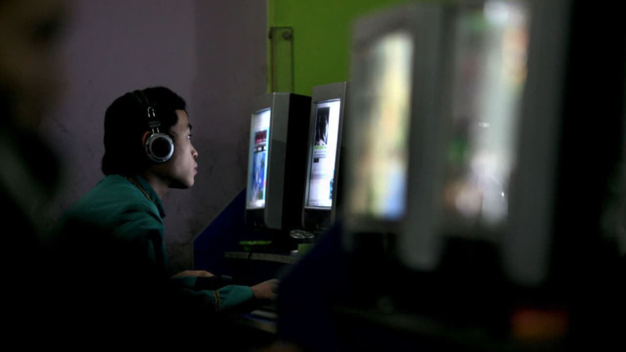 ¿Podemos sobrevivir a un mundo sin internet? El debate en Línea de Fuego