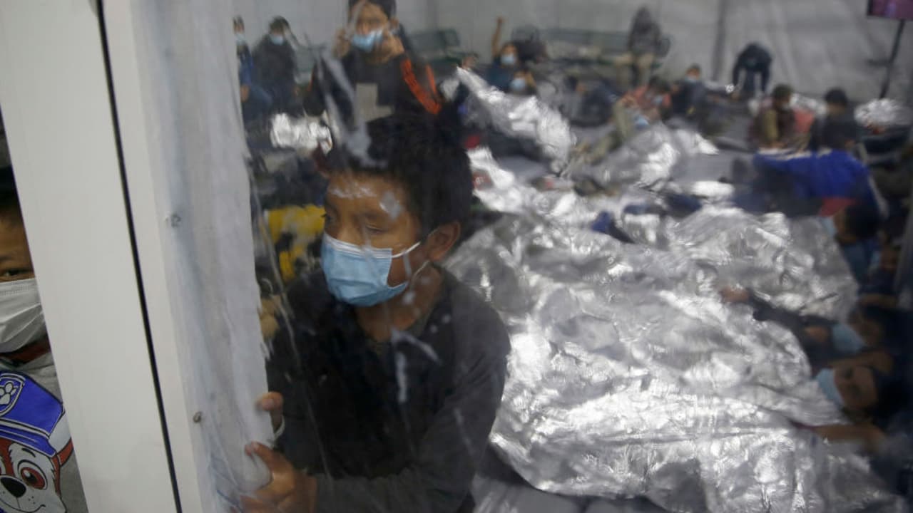"Son bienvenidos": Centro de Convenciones de Long Beach funcionará como albergue temporal para niños inmigrantes
