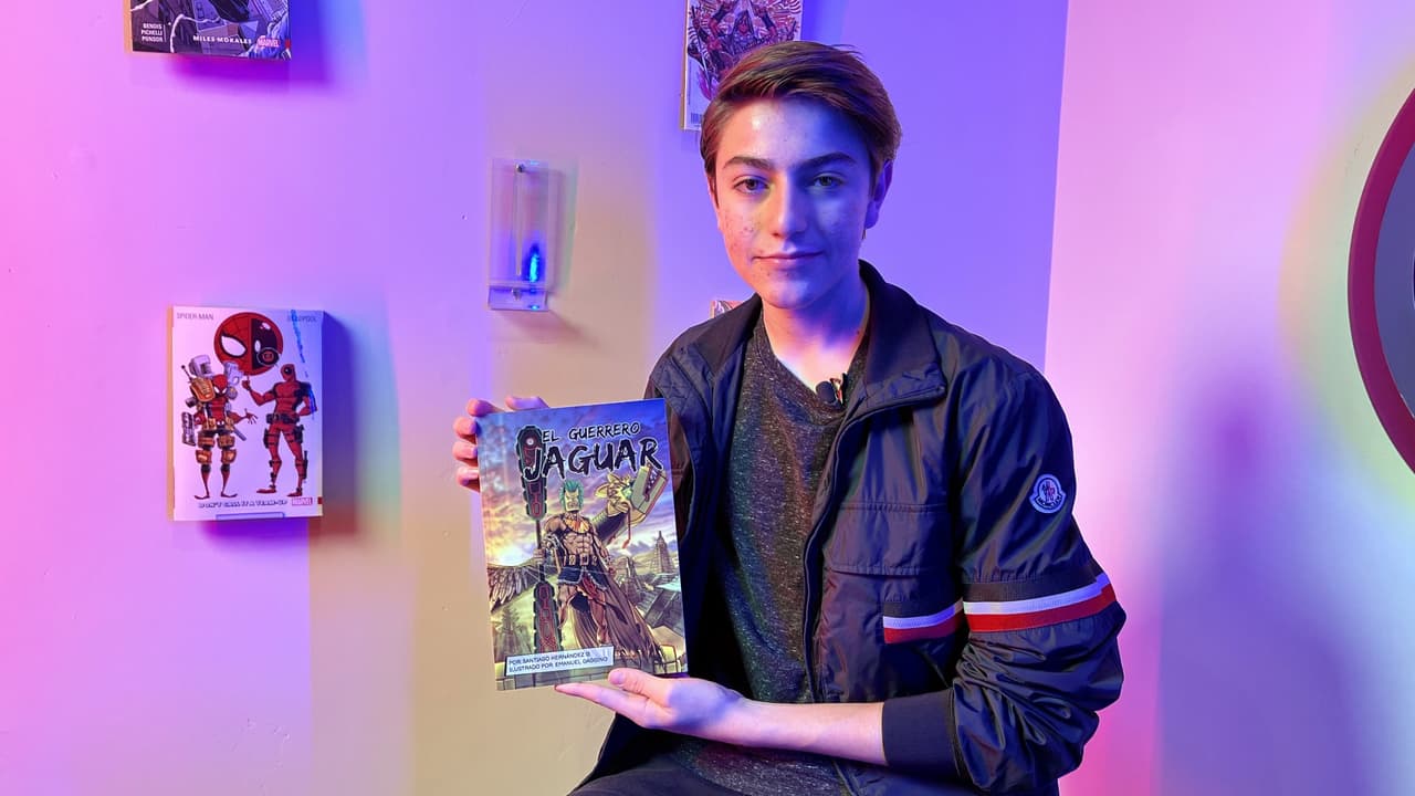 Santiago Hernández presenta su primer cómic El Guerrero Jaguar en entrevista con Univision Arizona.