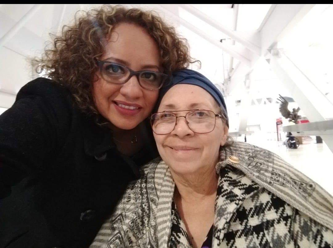 Lisette Guerrero Lara nos compartió la foto de su madre quien sigue luchando en contra del cáncer cerebral.