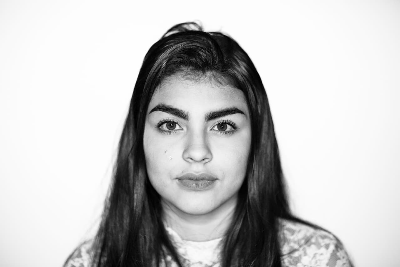 <b>Nacida en Estados Unidos, hace 16 años. </b>Sus padres fueron deportados y desde hace seis años están en Colombia. Desde entonces vive con su guardián, responsable también de otros hijos de deportados. “No quiero esperar hasta los 21 años para tratar de traerlos conmigo, me hacen mucha falta, queremos estar juntos”.