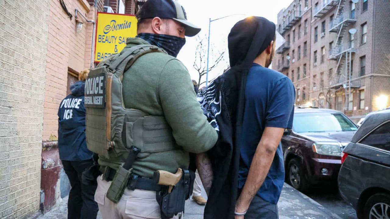 Nueva York realiza inversión de más de 70 millones de dólares para servicios legales de inmigración