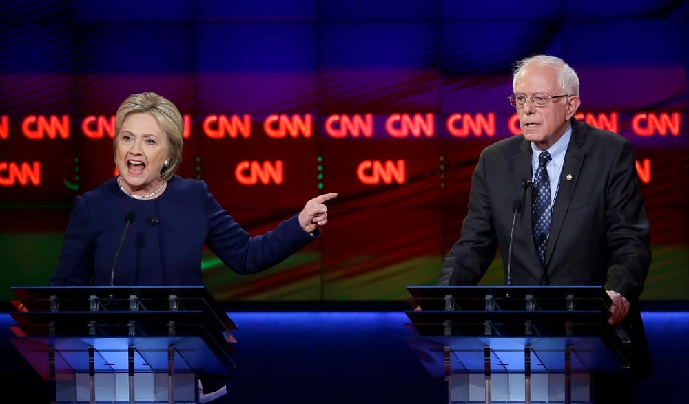 WikiLeaks: Clinton obtuvo por adelantado una pregunta de uno de los debates con Bernie Sanders 