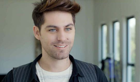 <b>Renato</b> se había quedado de ver con una persona que supuestamente lo contrataría para una campaña de publicidad pero todo se trató de un engaño. El actor recibió 13 impactos de bala y no fue despojado de sus pertenencias.