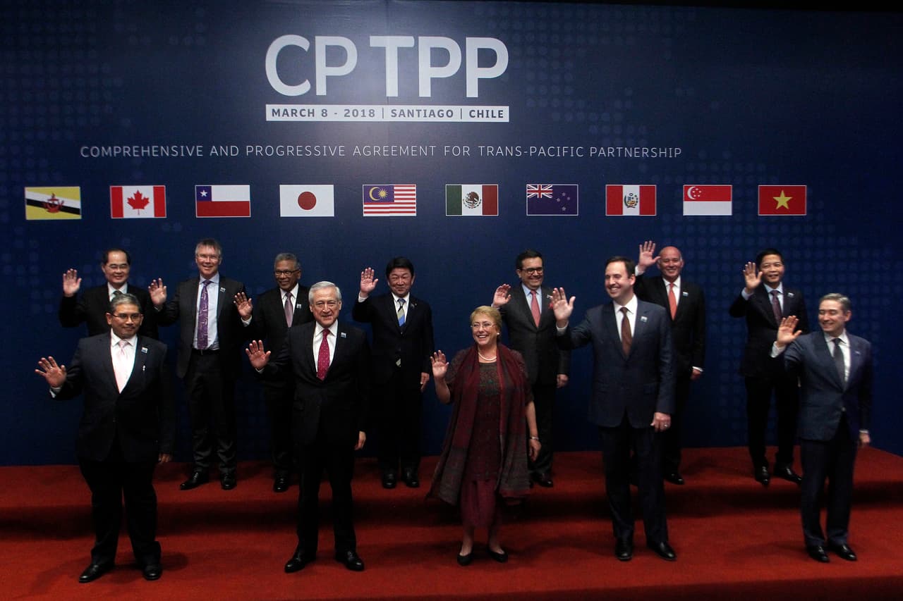 11 países aliados de EEUU firman un acuerdo de libre comercio el mismo día en que Trump anuncia medidas proteccionistas