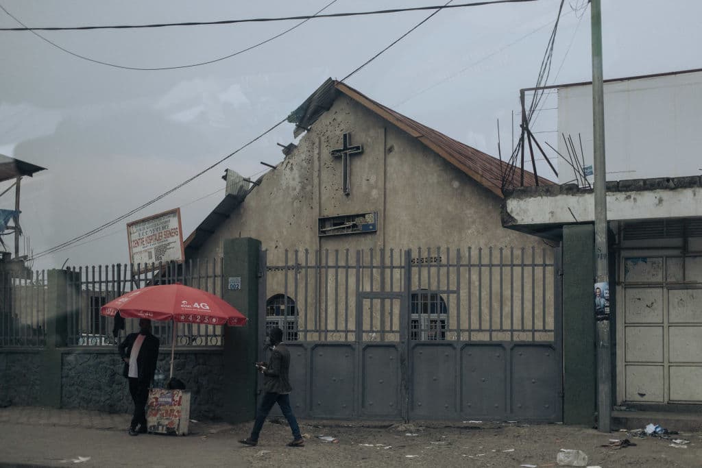 El macabro hallazgo de los cuerpos de 70 cristianos que decapitaron dentro de una iglesia