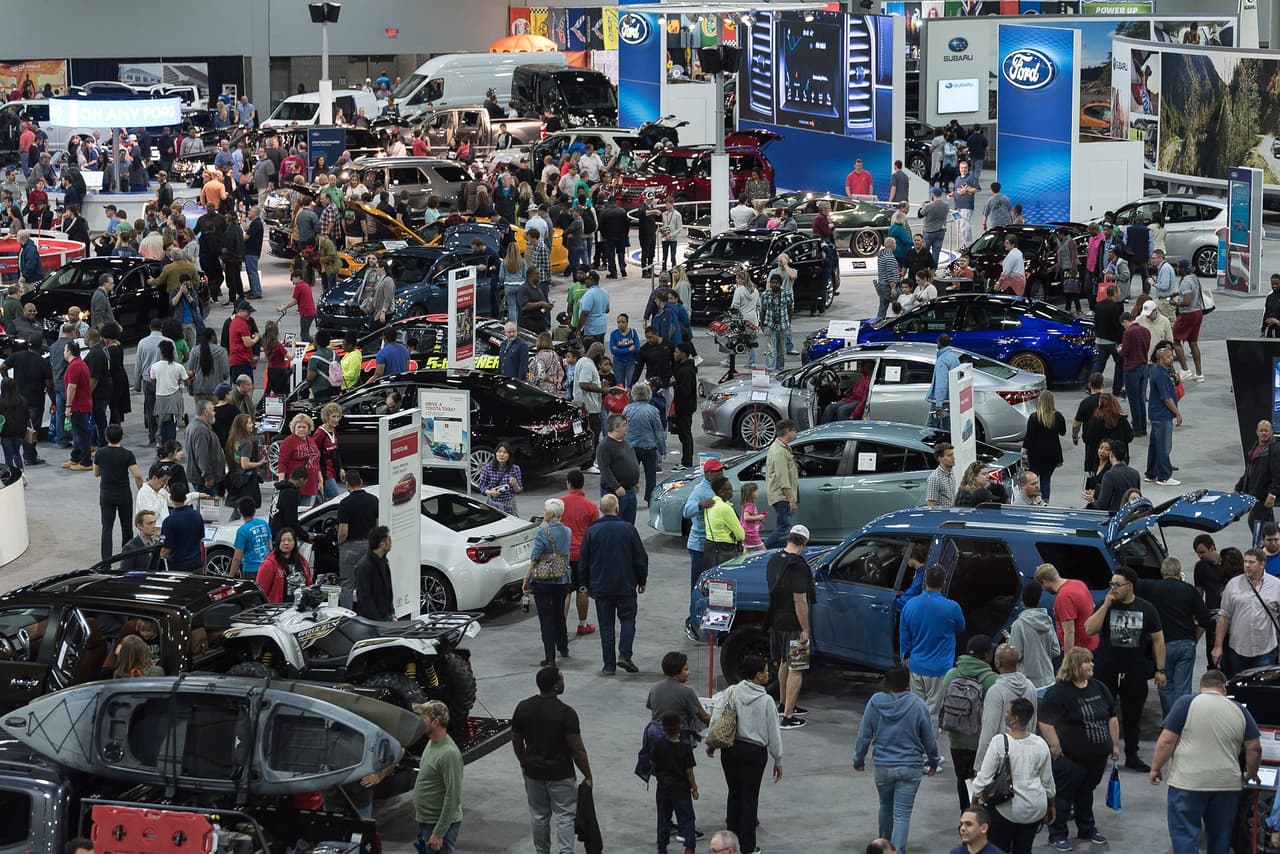 <b><a href="https://goautoshow.com/" target="_blank">Atlanta International Auto Show (16 al 20 de marzo)</a></b>: Exposición anual de automóviles en el Georgia World Congress Center.