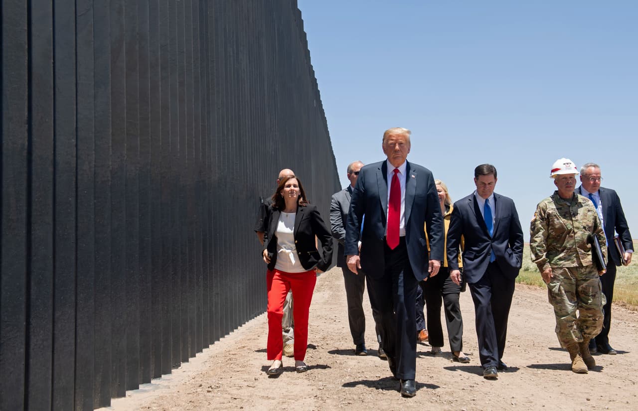 El presidente Donald Trump regresa a Arizona durante la semana de la Convención Nacional Demócrata