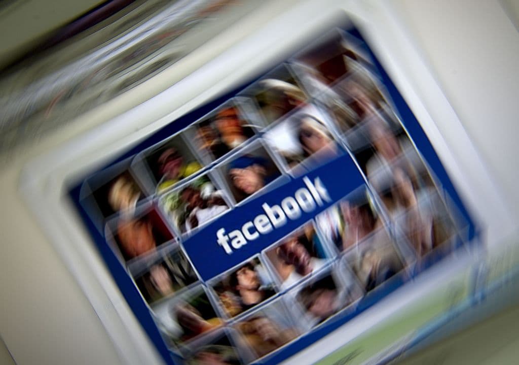 ¿Qué le pasó a Facebook y por qué tardó tanto en controlar el 'apagón'?