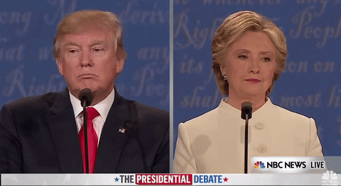 <b>El rey chequeo o <i>fact checking. </i></b>En esta temporada electoral todos los medios de comunicación hicieron enormes esfuerzos y destinaron decenas de personas a 
<b><a href="http://www.univision.com/noticias/univision-data/de-la-mano-de-trump-el-fact-checking-politico-vive-sus-mejores-dias">verificar la veracidad de los dichos de los candidatos</a></b>. En parte apalancado por la presencia de Trump, un candidato sin experiencia política pero con un historial en el mundo de los negocios con cientos de puntos polémicos y que durante la campaña no ha escatimado en afirmaciones que carecían de fundamento.