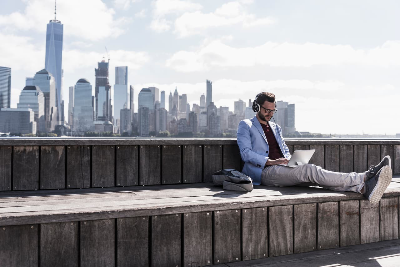 Nueva York, Nueva Jersey y Connecticut están entre los 
<b>diez mejores estados de Estados Unidos para trabajar,</b> basándose en las políticas estatales en tres áreas: salarios, protección de los trabajadores y derechos de sindicación. Así lo indica un estudio de Oxfam.