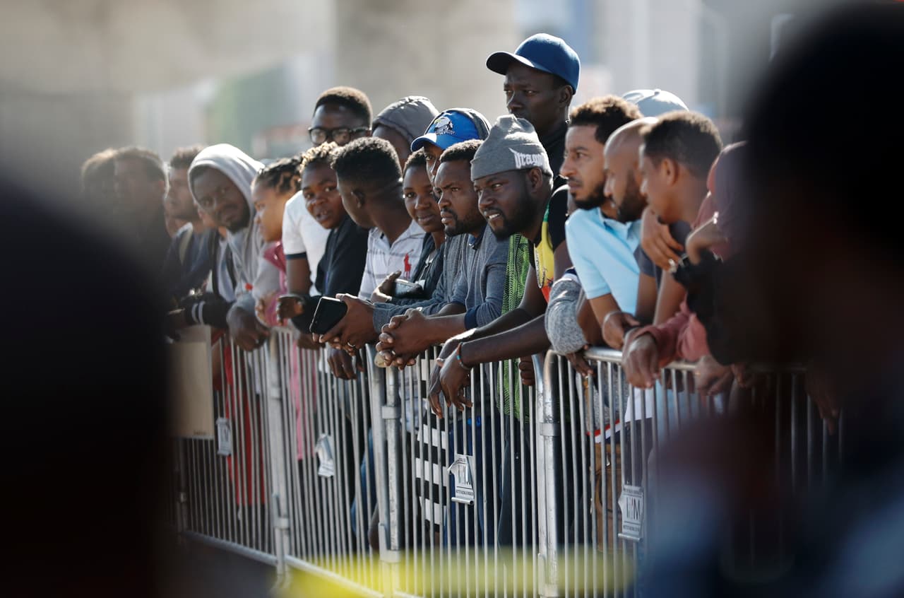 Solo 1.2% de los migrantes que piden asilo y son regresados a México tiene acceso a un abogado que defienda sus casos