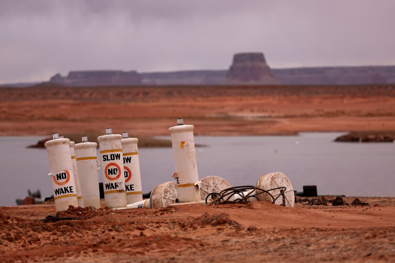 Además del bajo nivel de agua, Lake Powell ha perdido al menos 7% de su capacidad total.