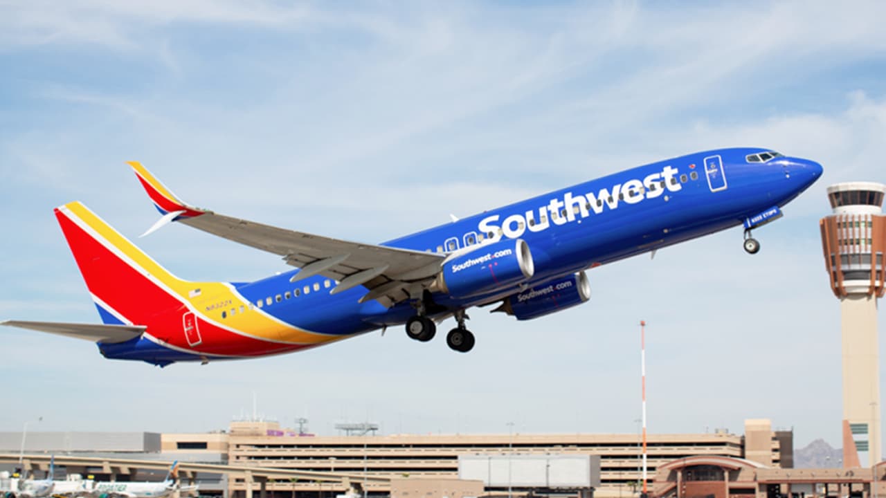 Southwest espera normalizar operaciones este viernes; Sacramento fue de los más afectados