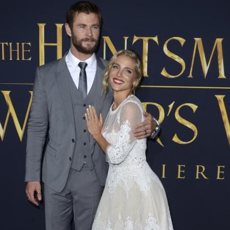 A lo que él respondió, “mientras ella (Elsa Pataky) comienza a verse más joven, yo me veo más viejo”.