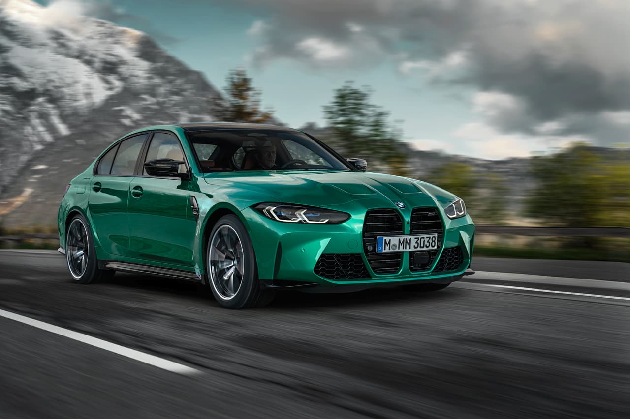 Además de ofrecer una conexión más pura entre el conductor y el auto, esta transmisión manual permite al M3 tener una mejor distribución de su peso, pues es 50 libras más liviana que la otra opción Steptronic automática de 8 velocidades.