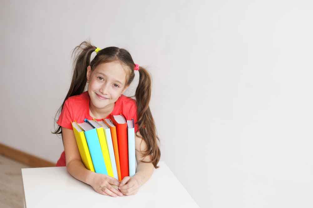 Si tu hijo es nativo de Virgo suele ser más bien
<b> </b>modesto y muy meticuloso, trabajador infatigable, organizado y práctico, diligente, muy confiable, analítico, inteligente y poco pretencioso, sencillo.
<br>