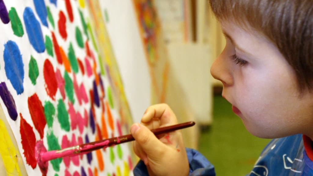 Esta organización en California ofrece recursos a familias con niños diagnosticados con autismo