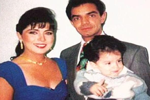 Cinco años después del nacimiento del primogénito de Ruffo se dieron cuenta de que lo suyo no funcionaría. Anunciaron su separación y comenzaron una disputa verbal y legal por la custodia del bebé.