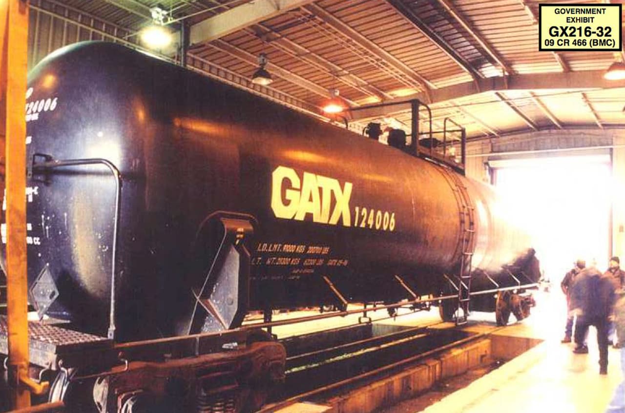 La imágen de uno de los vagones de carga preparados para transportar droga hacia Estados Unidos. La Fiscalía explicó que toneladas de cargamentos ilícitos se ocultaban dentro de contenedores cisterna que el propio cartel construía en México. Estos llegaban hasta las ciudades de Los Ángeles, Chicago y Nueva York.