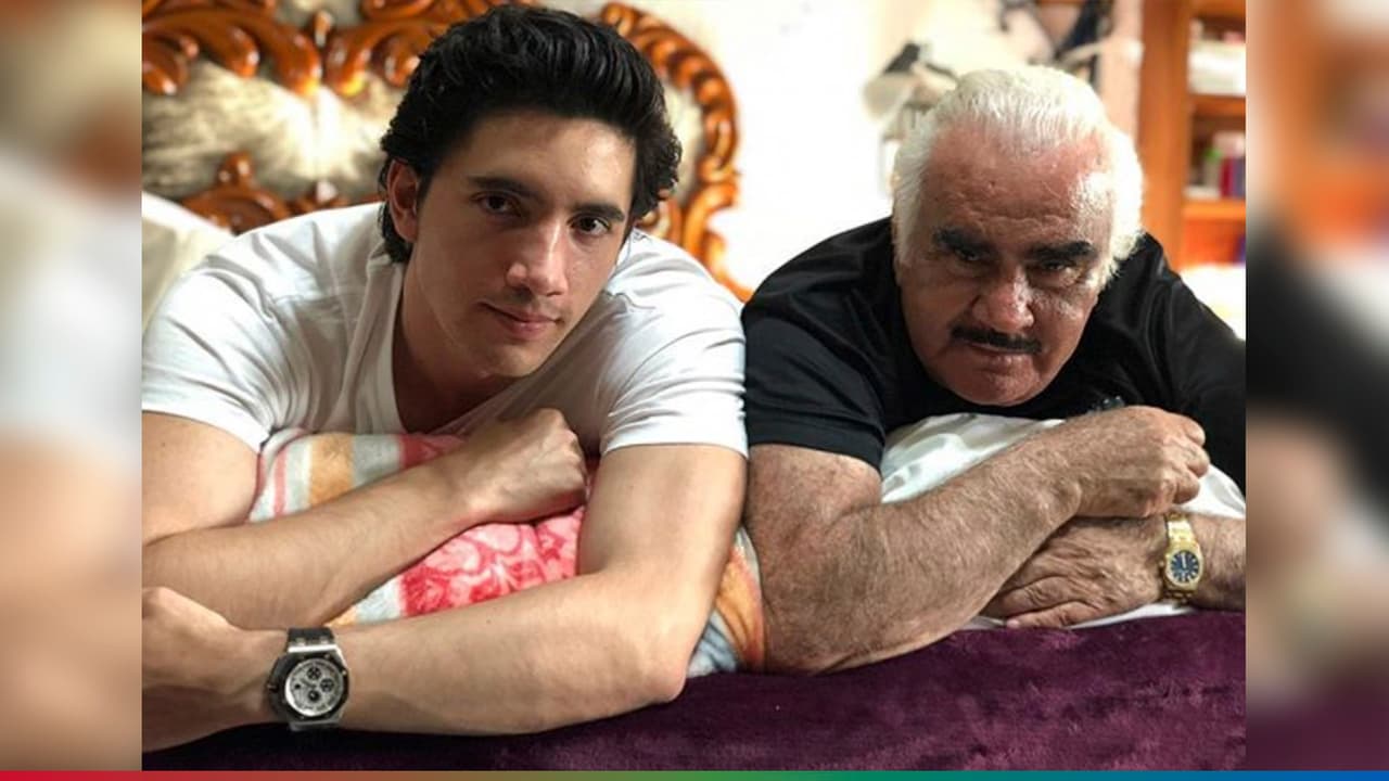 A sus 25 años, Alex Fernández cuenta cómo su abuelo, Don Vicente Fernández, lanzó su carrera como artista