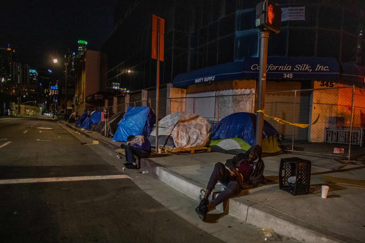 Se asignará $1 billón de dólares para acabar con el problema de indigentes en Los Ángeles