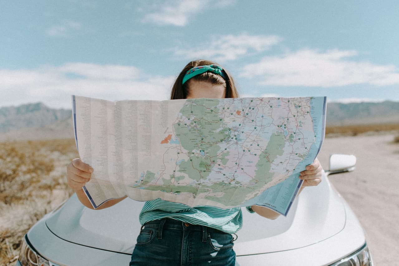 <b>Estafas de sitios de reservas de terceros:</b> Si reserva su pasaje aéreo, hotel u otro viaje a través de un sitio web de terceros, asegúrese de tener precaución.