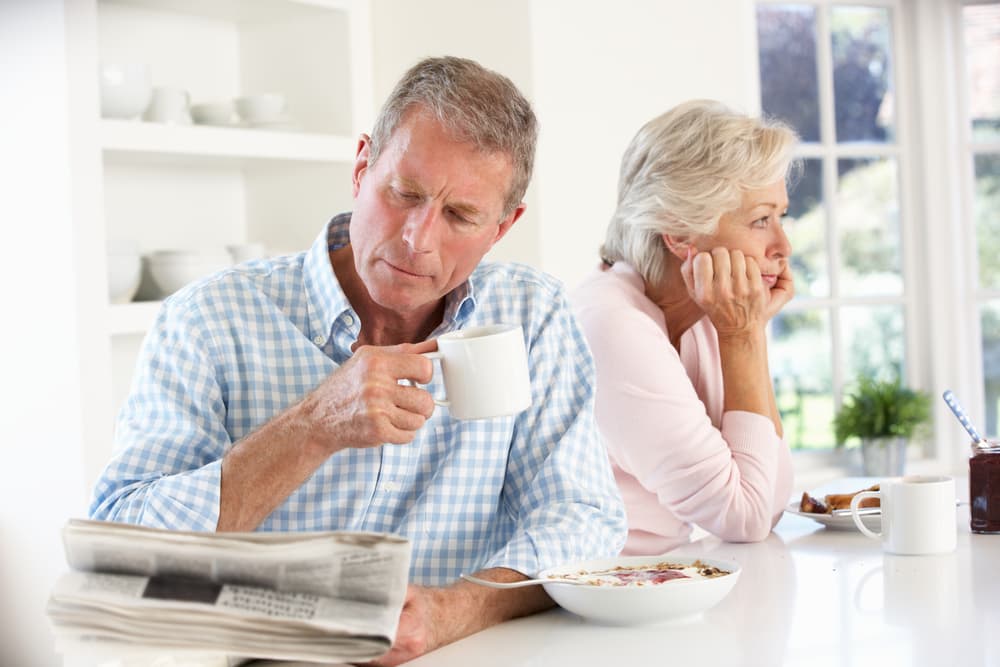 <b><u>Cáncer</u></b>
<br>
<b><u>Factor de decepción: la indiferencia doméstica o familiar</u></b>
<br>Cáncer, más que ningún otro signo, necesita la tranquilidad de su hogar, aunque sea muy humilde, pues es su refugio, el caparazón del cangrejo zodiacal.