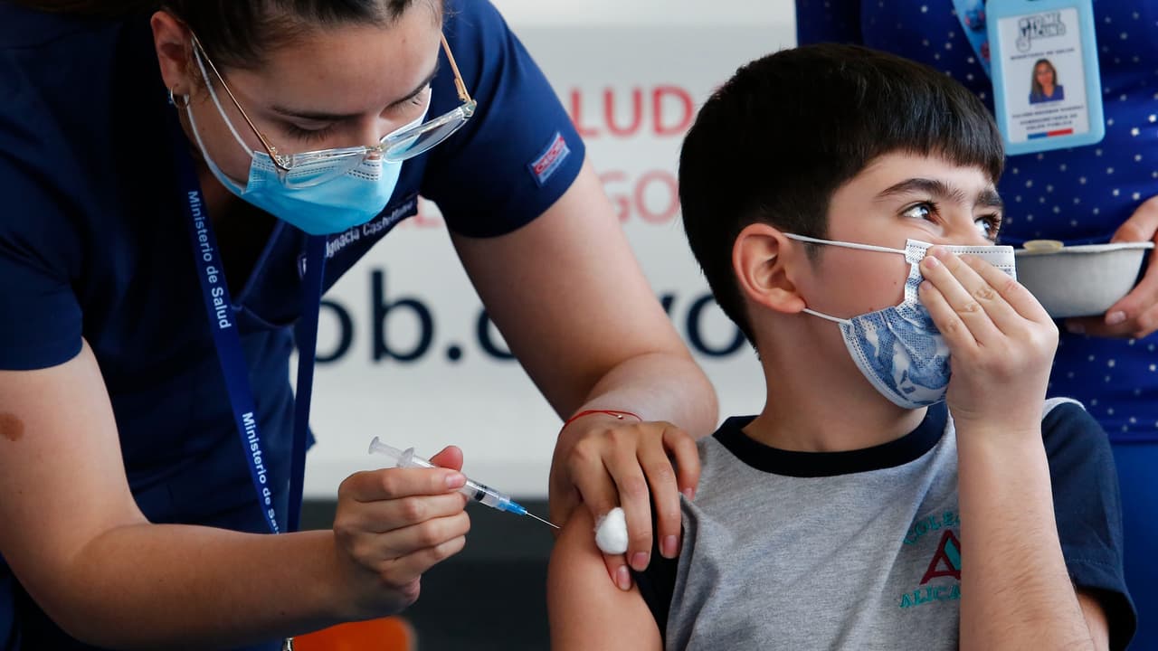 <b>2022 Pride Bigger Texas Festival, Crockett Park - 1300 N. Main Ave</b>
<br>Ofrecido por: Metro Health
<br>25/6/2022 11am-7pm
<br>
<br>No es necesario que regrese al mismo lugar para recibir su segunda dosis de las vacunas Pfizer o Moderna.