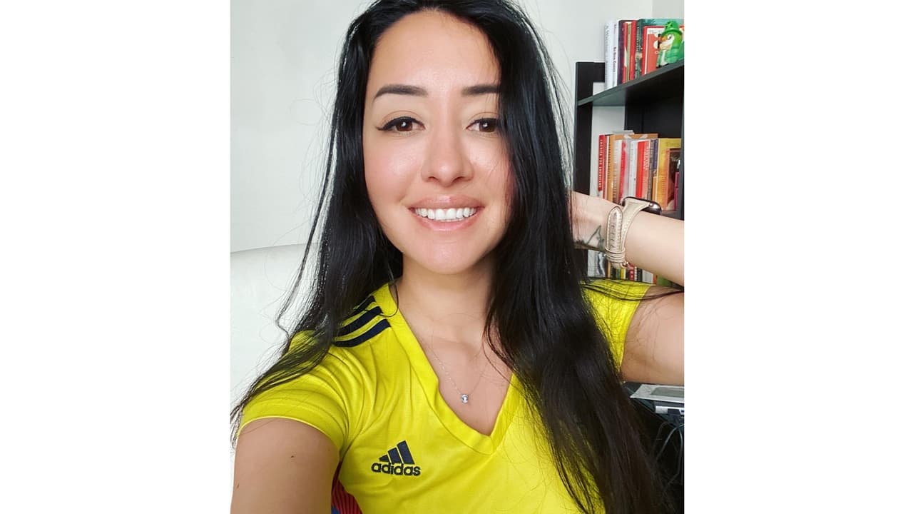 <h3 class="cms-H3-H3"><b>Cristina Amaya. Co-fundadora y Presidenta de Latinx in Gaming, una comunidad de gamers latinos que promueve su visibilidad en la industria.</b></h3>
<br>
<br>Creo que es sumamente importante como 'latines' votar en esta elección. Yo voto porque los intereses de nuestra comunidad necesitan una plataforma y usar nuestra voz ayuda a escoger candidatos que entienden los esfuerzos que nuestra gente ha hecho para construir y ser parte de este país por generaciones. Es importante recordar que votar para presidente es solo una de las acciones que podemos hacer como ciudadanos y no podemos olvidar la responsabilidad de votar localmente de igual manera.