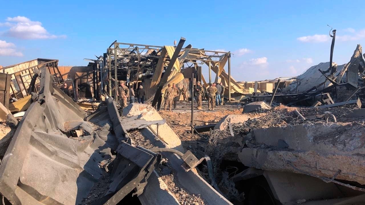 Este fue el ataque a mayor escala contra una base con tropas estadounidenses en décadas. El personal recibió la advertencia de bombardeo antes de que ocurriera, lo que le permitió resguardarse en los bunkers a tiempo.