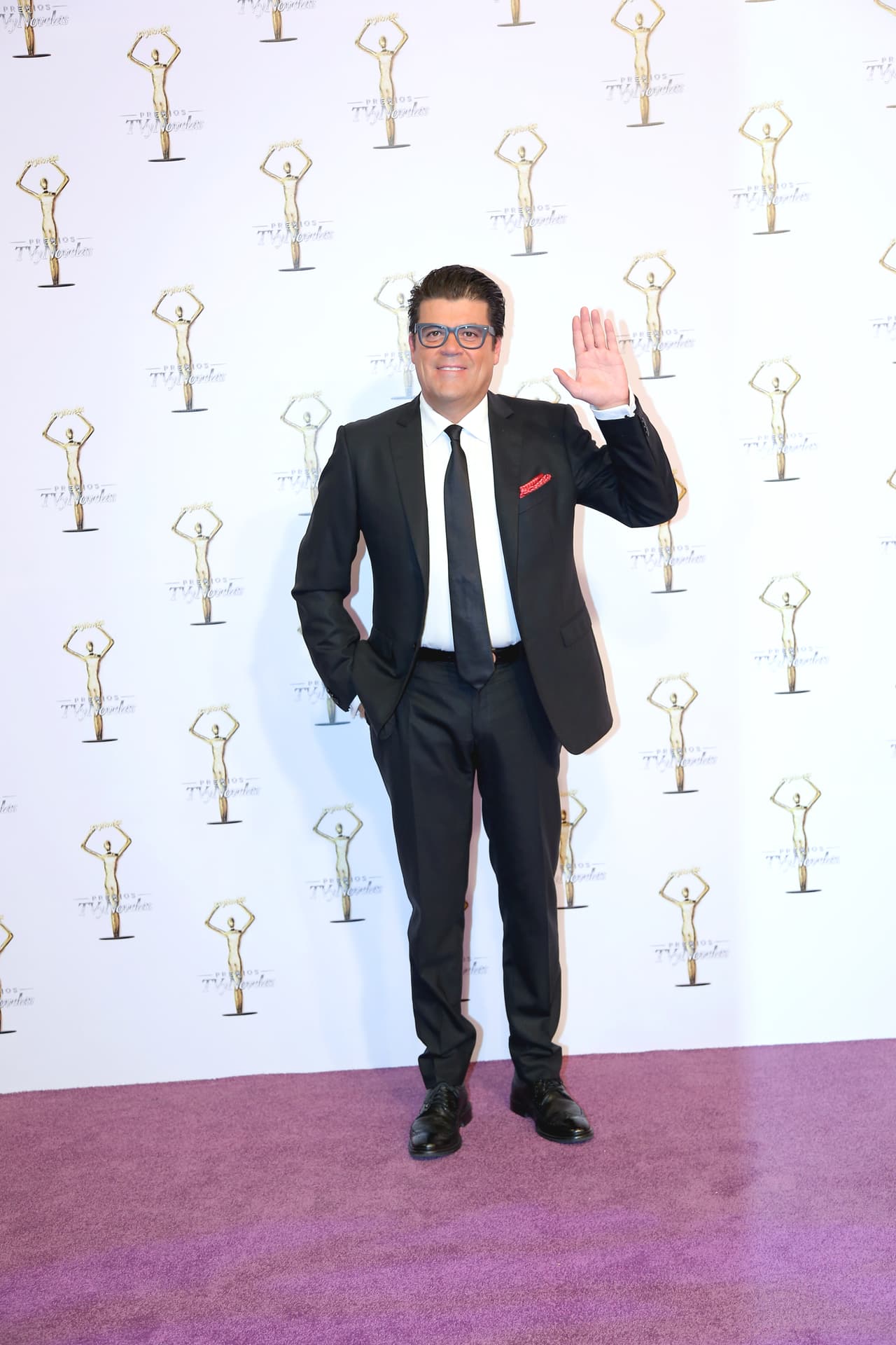 <b><a href="http://www.univision.com/temas/jorge-van-rankin">Jorge 'El Burro' Van Rankin</a></b> demostró que también sabe vestir bien cuando la ocasión lo amerita.