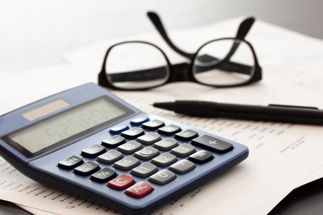 <h3 class="cms-H3-H3">3. Equipos telefónicos y calculadoras</h3>
<br>
<br>💵 
<b>Variación en el precio de junio de 2021 a junio de 2022: </b>-13.0%
<br>