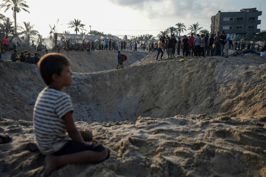Ataque de Israel con misiles contra una zona humanitaria en Gaza deja al menos 40 muertos, según autoridades palestinas