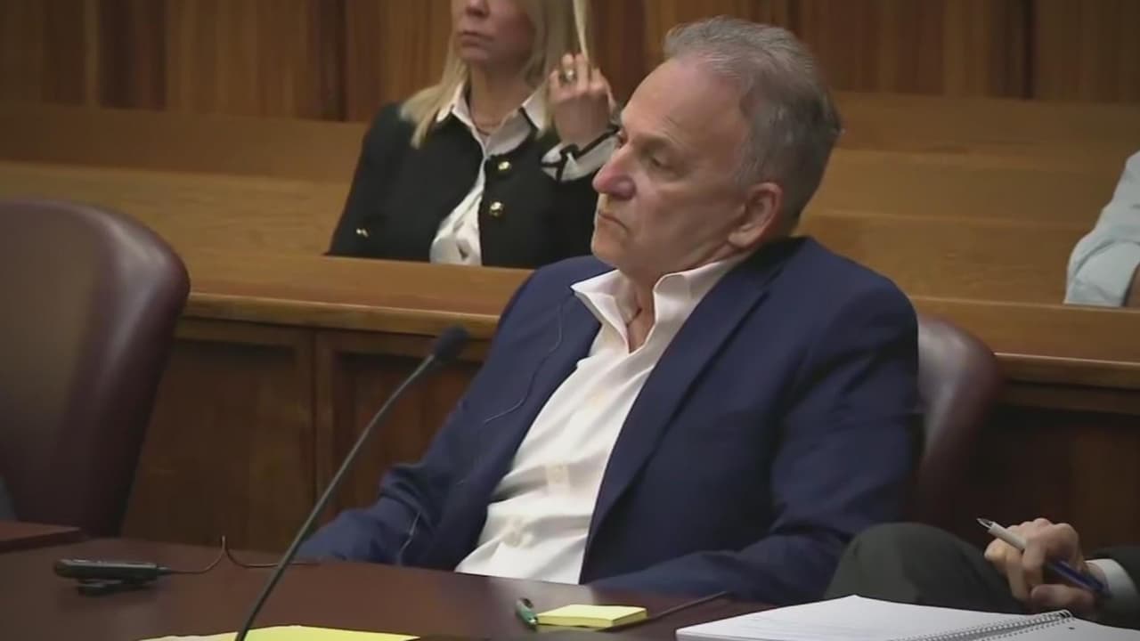 <b>Empresario cubano es acusado de encargar el asesinato del amante de su esposa</b>
<br>
<br>Comienza el juicio en contra de Manuel Marín, el expropietario de supermercados Presidente, acusado de encargar el asesinato del empresario Camilo Salazar, supuesto amante de su esposa.