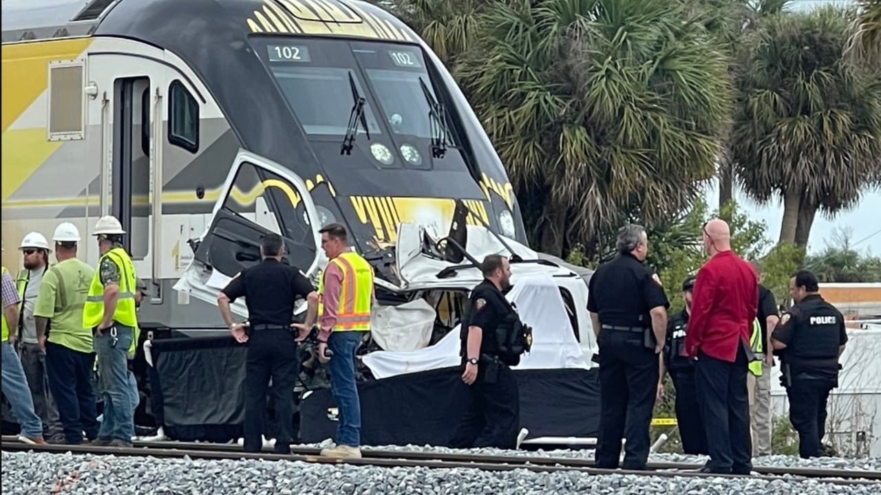 Se registra choque mortal entre tren de Brightline y auto en Melbourne, es el segundo de esta semana
