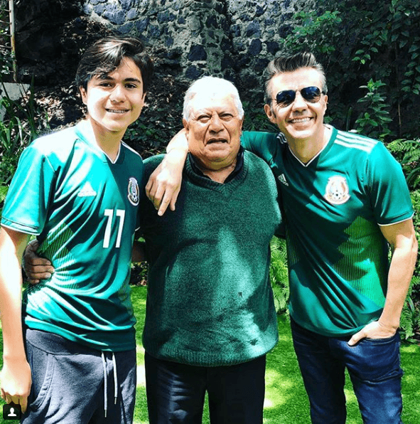 <b>Adriàn Uribe</b> festejò el Dìa del Padre en familia y con la intensidad del Mundial.
