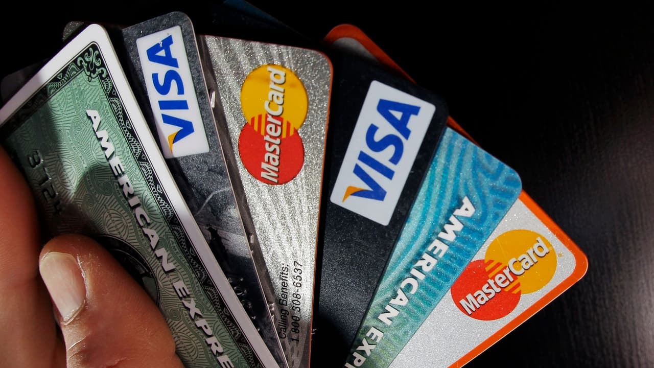 <b>Mira también: </b>Con el aumento de la inflación, millones de personas acuden al sistema de 'compre ahora y pague después' para seguir manteniendo sus niveles de vida y sus gastos diarios. El experto financiero Carlos Guamán explica cuáles son los riesgos de esta práctica. 
<b>Más noticias en</b> 
<b><a href="https://www.univision.com/noticias" target="_blank">Univision</a></b>.